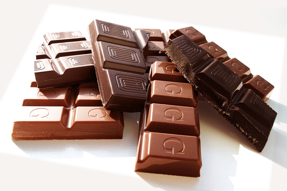 Çikolata, Kadınlarda Kalp Hastalığı Riskini Azaltıyor. - CENTRAL HOSPITAL